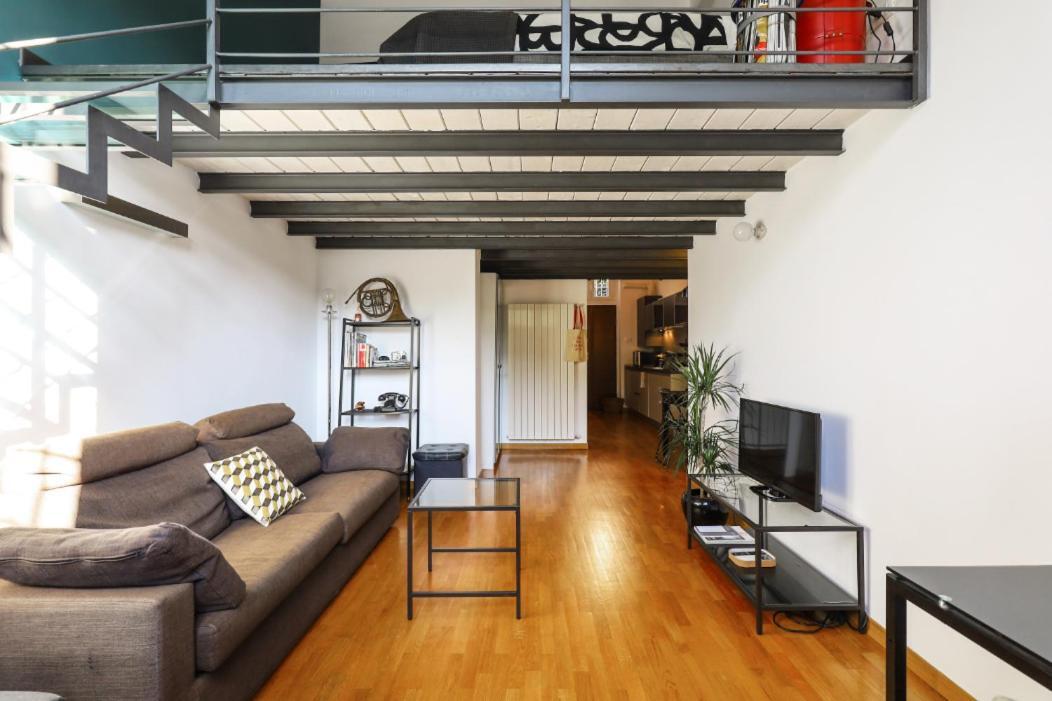 Paki Home Nel Cuore Dei Navigli Di Milano Exterior photo