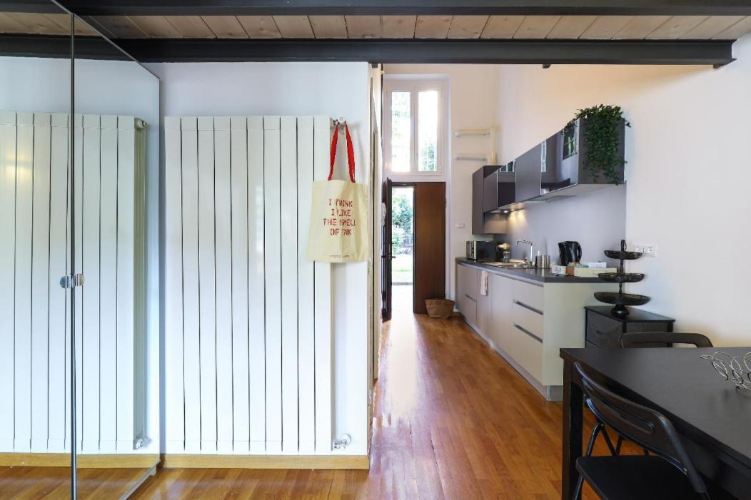 Paki Home Nel Cuore Dei Navigli Di Milano Exterior photo